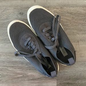 Steve Madden Gray Sneakers